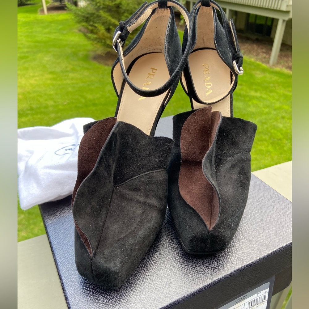 New in Box Genuine Prada Black/Brown Suede Heels. Women’s 10M, 40 European - Picture 4 of 11